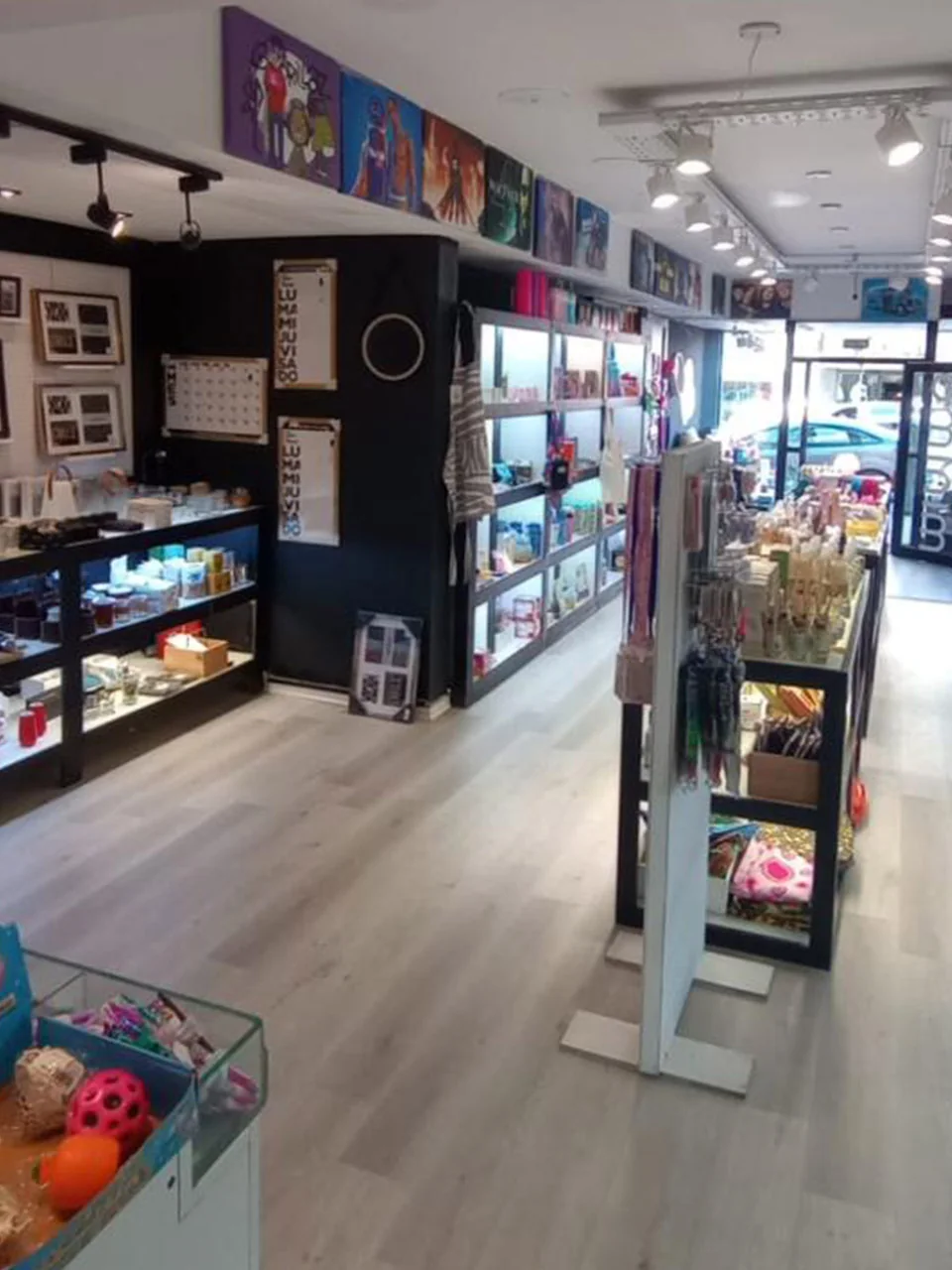 franquicias-ominim-local12