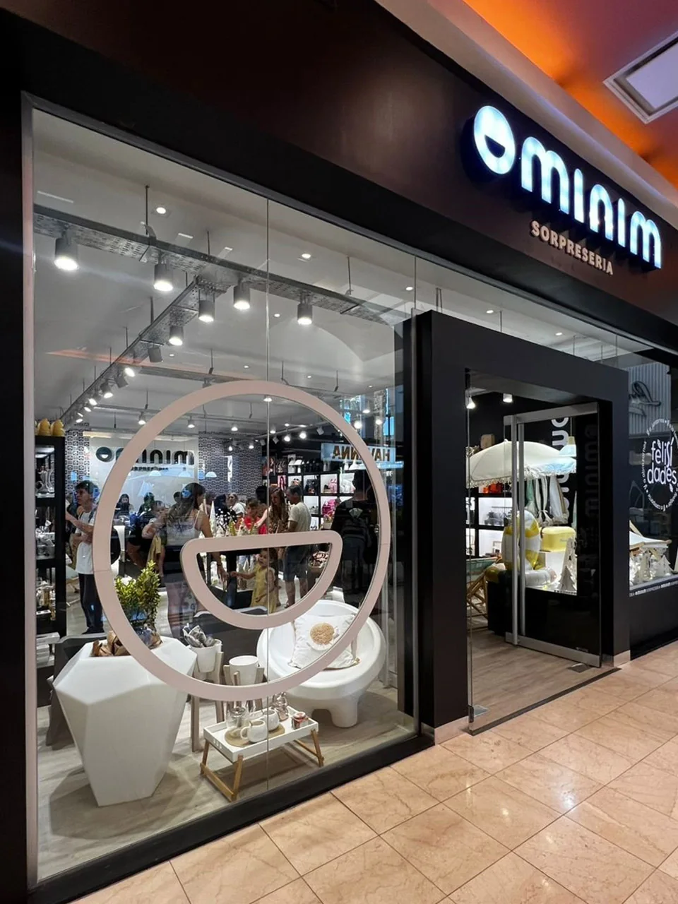 franquicias-ominim-local14